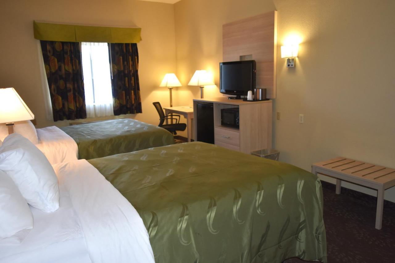 Quality Inn & Suites Brooks Louisville South Exteriér fotografie