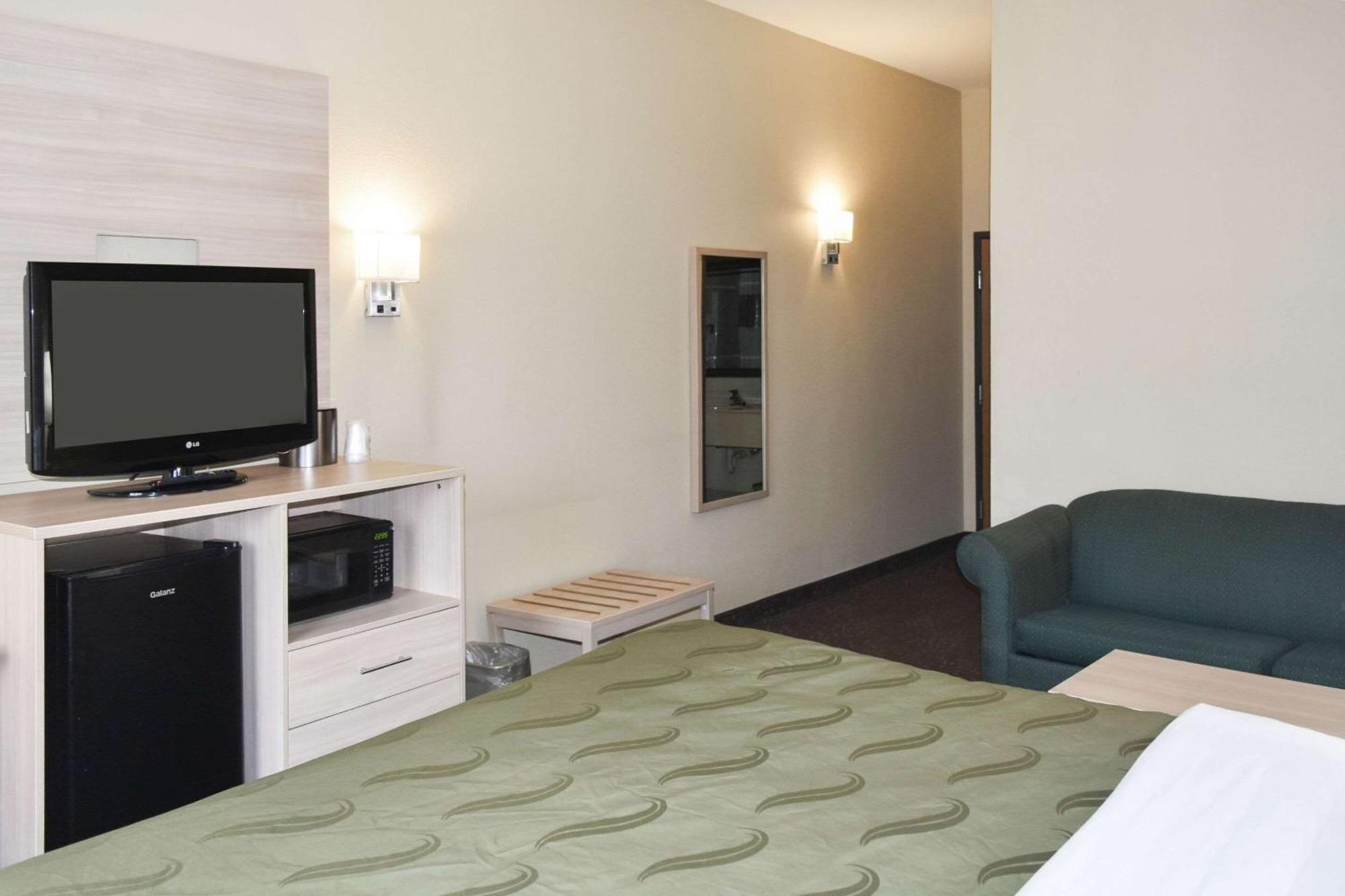 Quality Inn & Suites Brooks Louisville South Exteriér fotografie